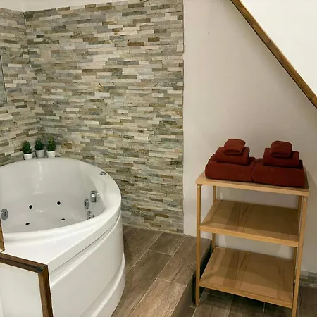 Le Jardin D'elusa 4* Оза